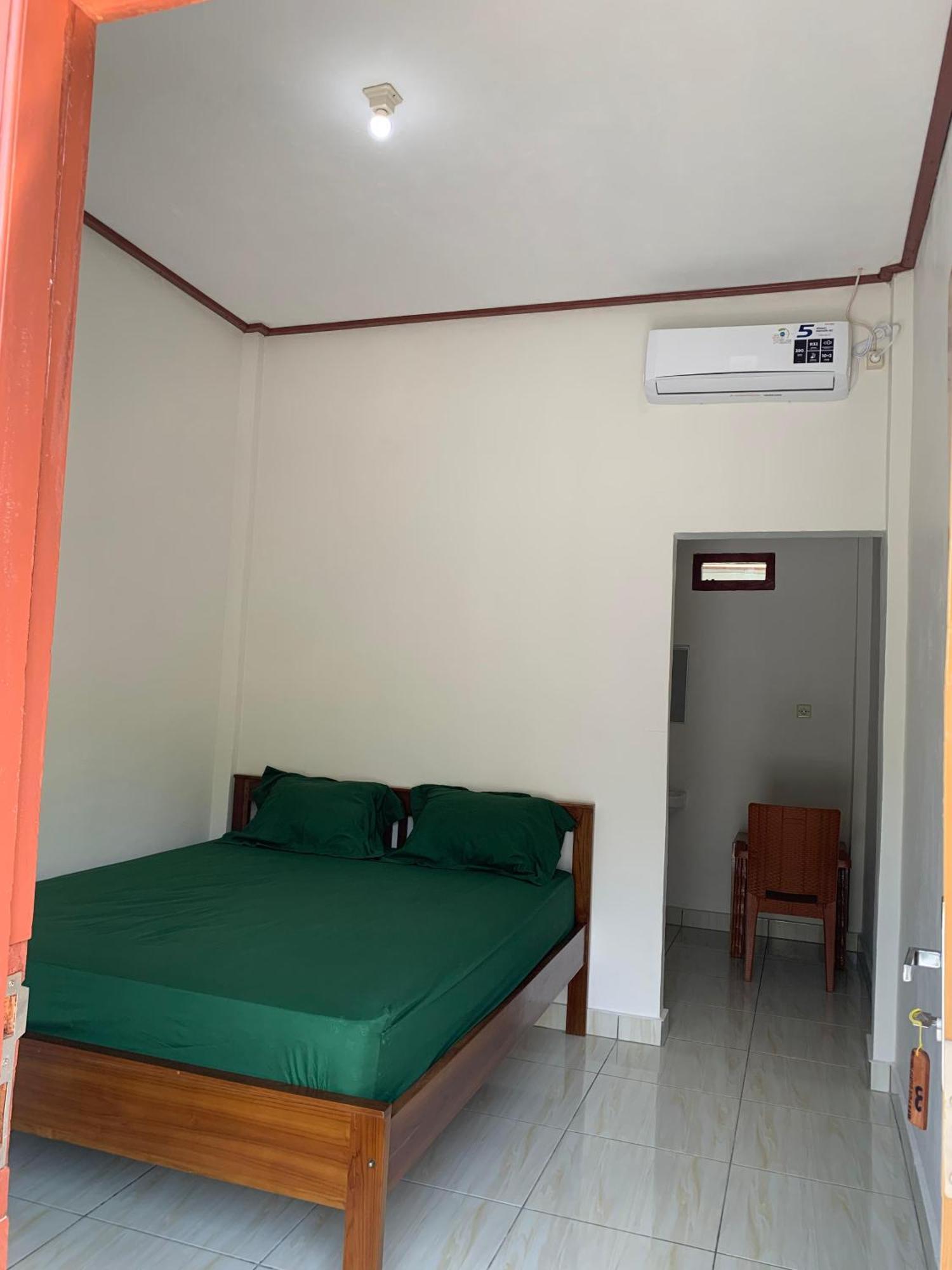 Bertus Guesthouse Labuan Bajo Eksteriør billede